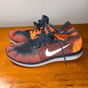 Nike Free Run RN flyknit, 880843-401, men’s US 11.5 orange and gray
